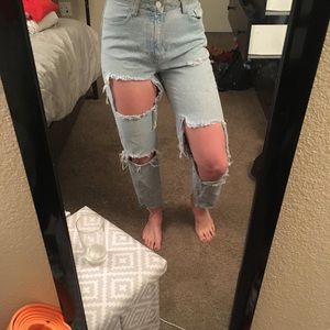 Ripped high waisted forever 21 jeans